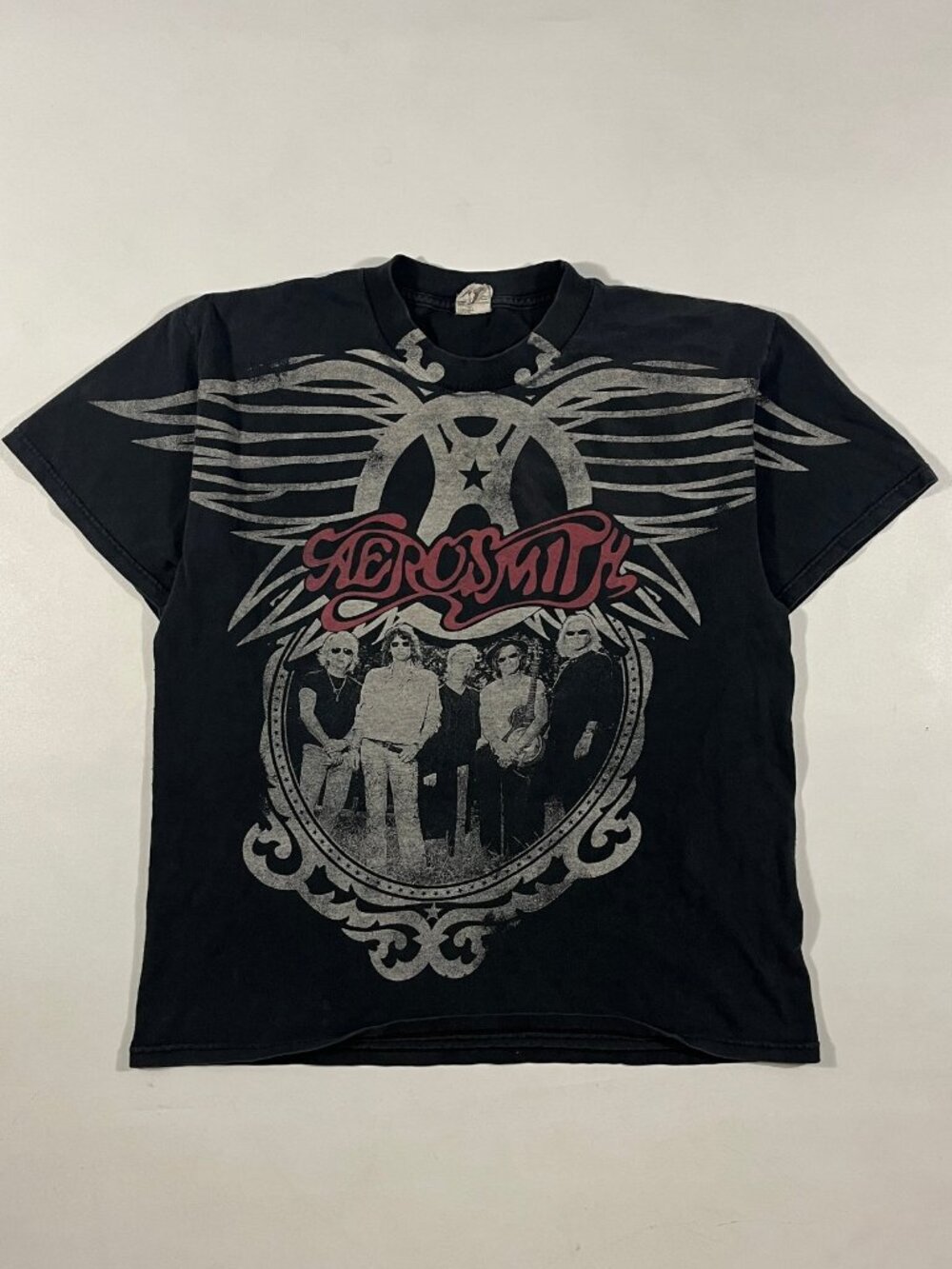 Aerosmith World Tour 2010 Black Faded Band Tee Rock Graphic T-Shirt L